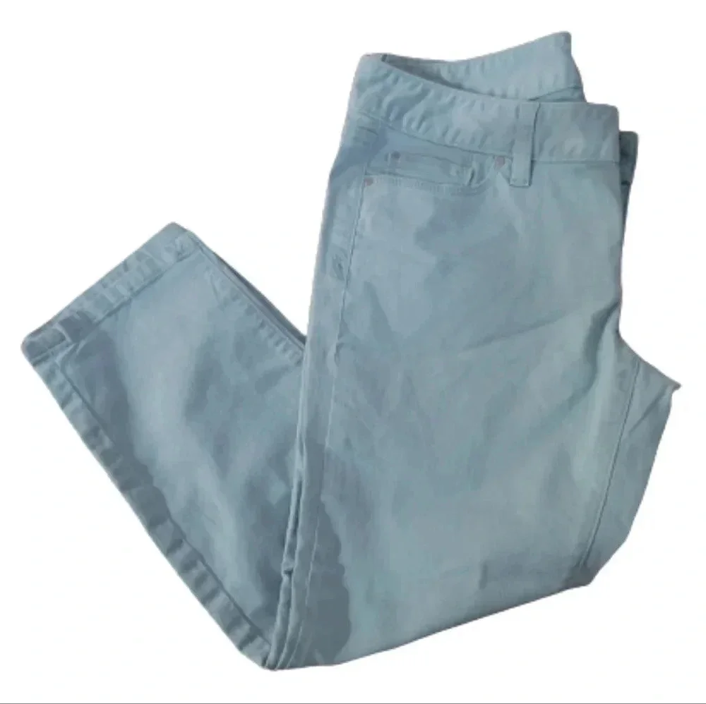 Ann Taylor Loft Jean Capris - Picture 1 of 7